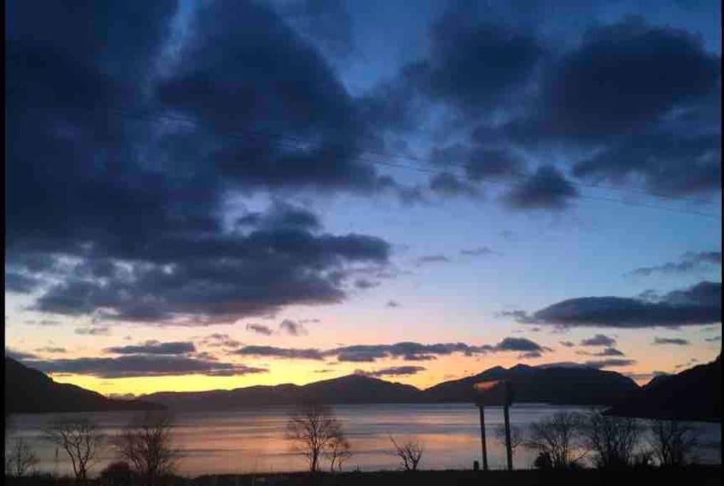 The Fox'S Den, Luxury Cosy Mini Lodge, Highlands North Ballachulish Exteriör bild